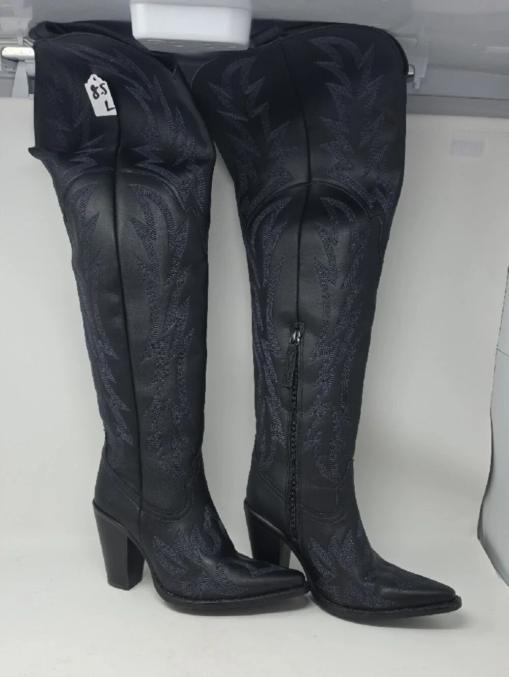 Dingo Women's Diva Over The Knee Tall Western Boots - Snip Toe Size 8.5